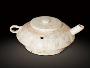 宋‧白釉水注壺