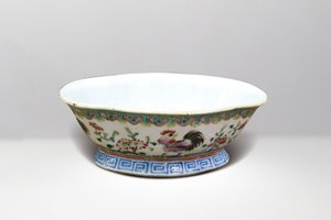 清‧粉彩大吉盆