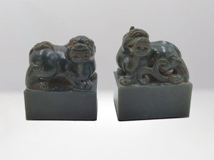 清‧碧玉瑞獸印章一對